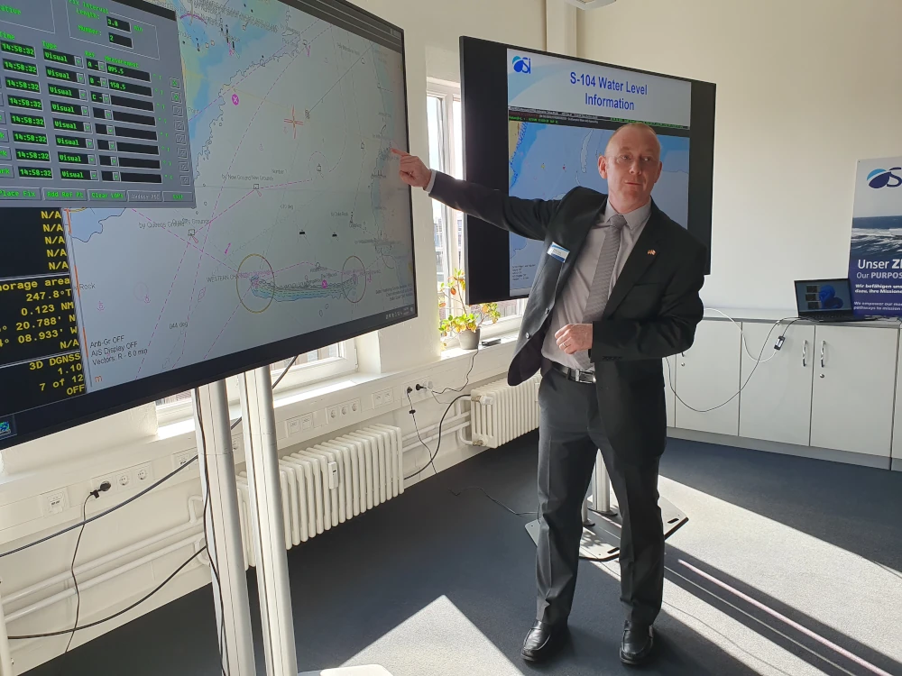 OSI Maritime Systems offers tactical navigation and situational awareness solutions for military users that are IMO- and NATO STANAG-compliant.