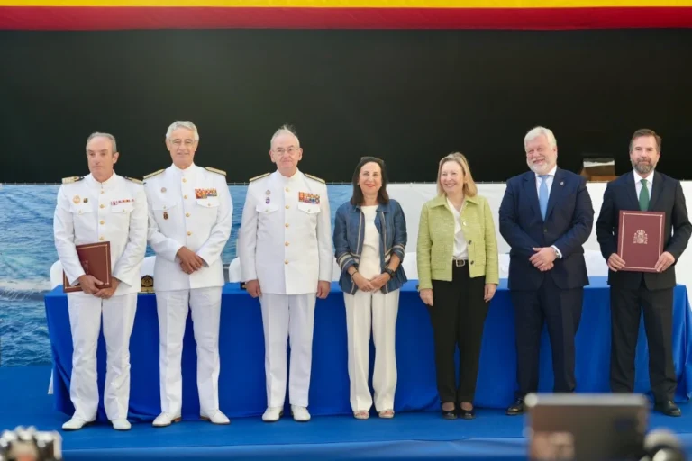 Naming ceremony of SPS Narciso Monturiol on 3 October: the event was attended by the Chief of Defence, Admiral Teodoro López Calderón; Chief of Naval Staff, Admiral General Antonio Piñeiro Sánchez; the Secretary of State for Defence, Amparo Valcarce; and Navantia’s Chief Operations Officer (COO), Gonzalo Mateo-Guerrero, amongst other authorities.