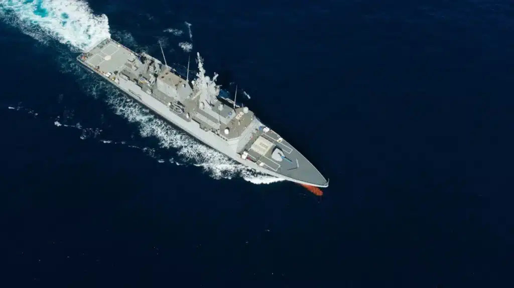 With a full displacement of more than 2,400 tonnes and an assortment of sophisticated systems for communication, C2, navigation, surveillance and fire control, the Al Jubail class corvette fulfills essential roles in the maritime security environment.