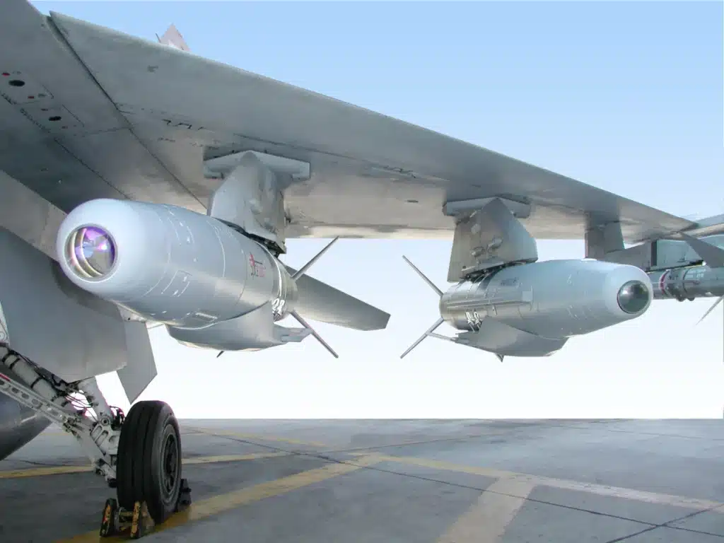 The SPICE 1000 air-to-ground munition (seen here on a Israeli Air Force F-16C combat aircraft) forms part of a complete offering of air-launched precision strike munitions, illustrating Rafael’s extraordinary depth in air-to-surface precision strike across multiple platforms and mission profiles as part of its strategic precision-strike portfolio. Photos: Rafael Advanced Defense Systems Ltd.